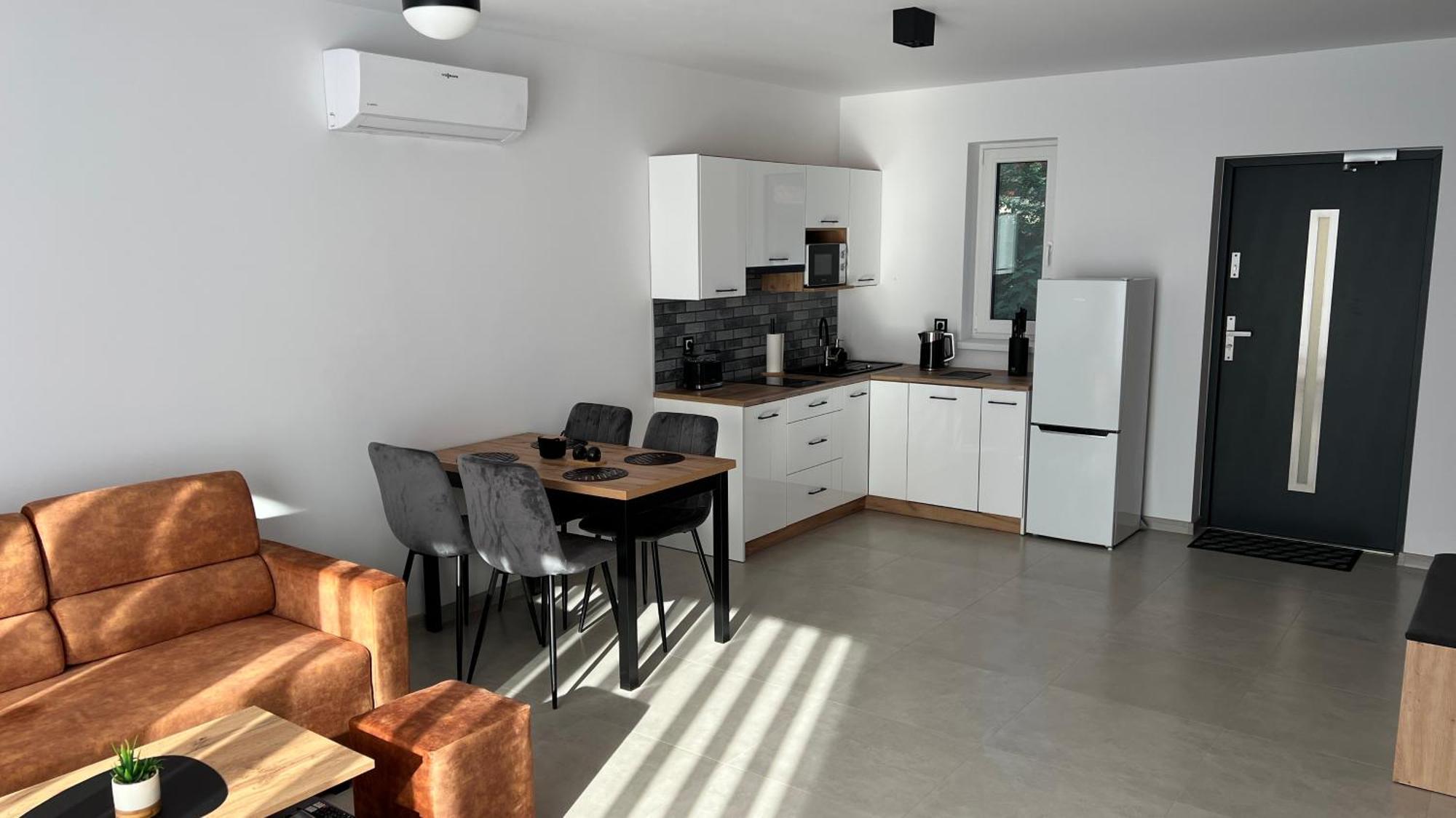 Grey House Apt ボシュコボ エクステリア 写真